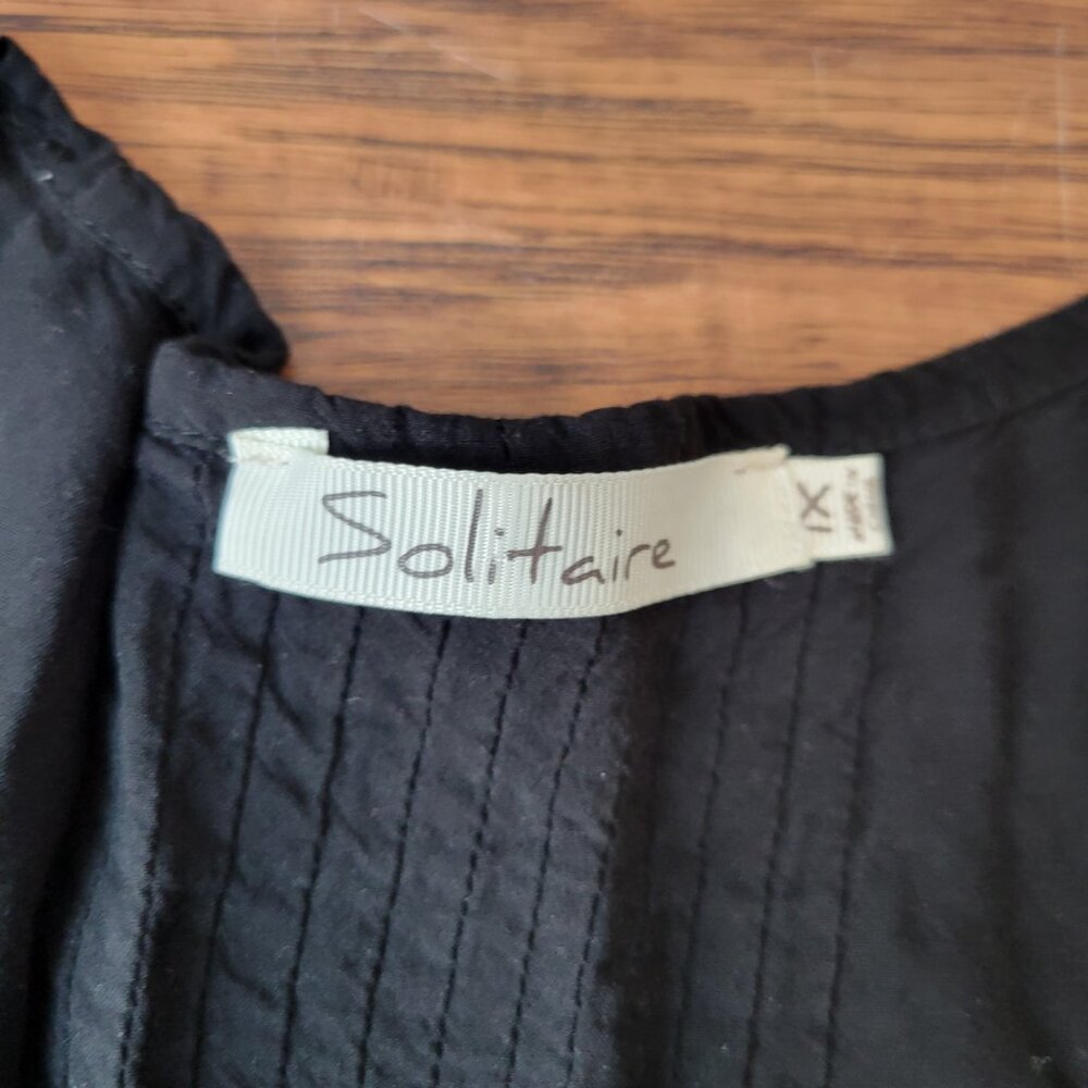 SOLITAIRE Black Button-Front Pintuck Blouse Top with Crochet Trim sz XL 1X EUC - Picture 6 of 7